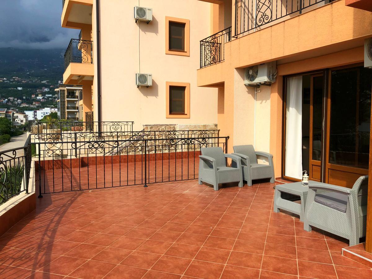 Sun&Sea Apartment Dobra Voda Esterno foto